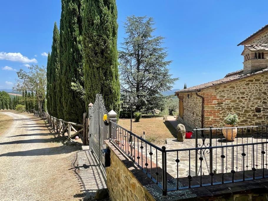 Luxury 1-Bedroom House With The Pool In Tuscany. Anghiari Exteriör bild